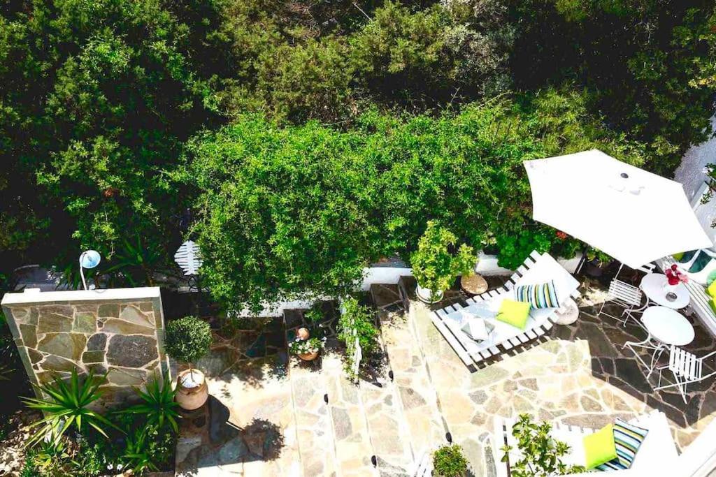 Cute Tiny House Villa Rafína Екстериор снимка